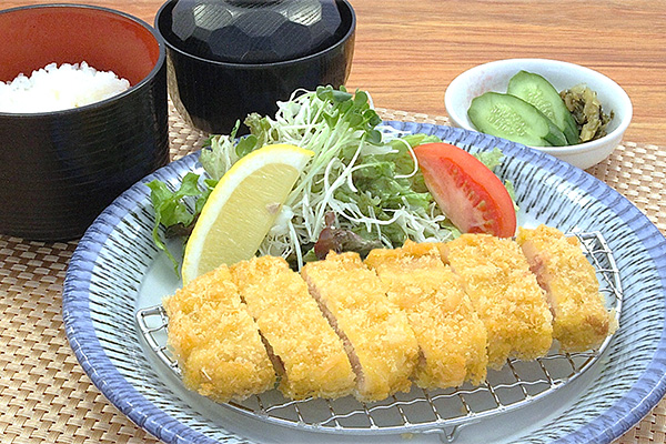 三元豚ロースかつ膳
